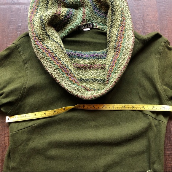 long sleeve green dress, warm knit, cowel neck - Picture 6 of 6